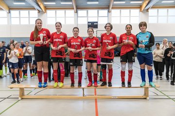 Bild 49 - C-Juniorinnen 3 Loewinnen Cup